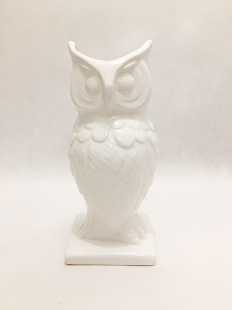 White Porcelain Owl Vase 1